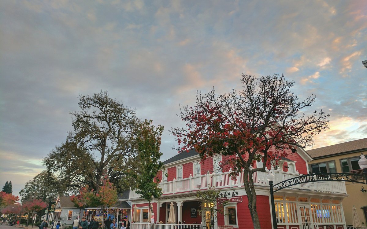 Hartz Avenue in Old Town Danville, California, at dusk